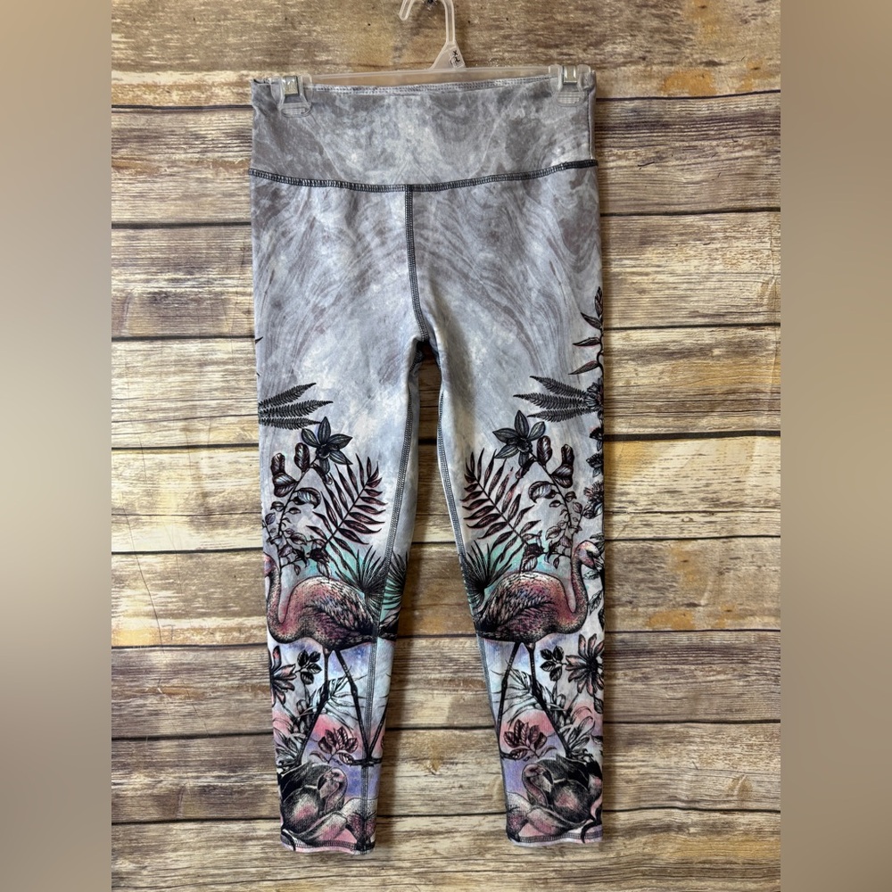 EVCR Evolution and Creation‎ Flamingo Leggings S Small Colorful